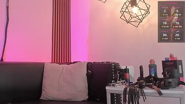 Maximoking26 Live XXX Chat