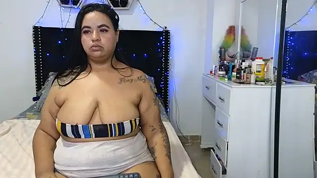 charlotte_077 Chat XXX in diretta