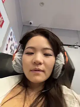 xiaochengzi505のライブXXXチャット
