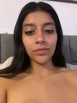 BrittanyDiaz's Live XXX Chat