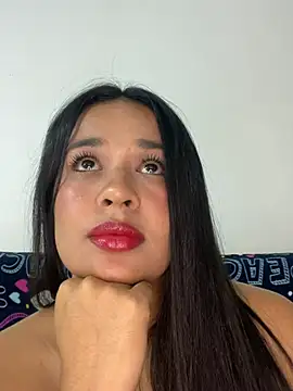 Aitana98_ Adlı Modelin Canlı XXX Sohbeti