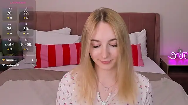 Chat +18 de Shy_Polly ao vivo