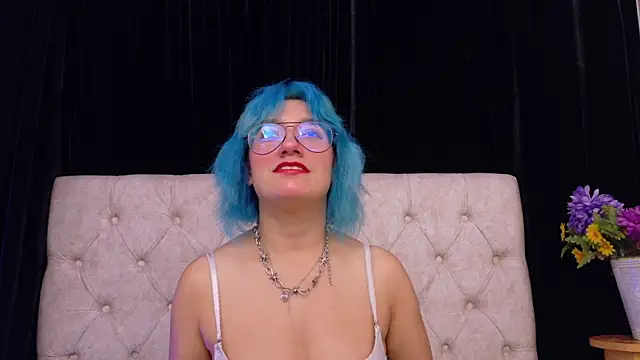 Онлайн чат XXX Zafiro_Kitsune