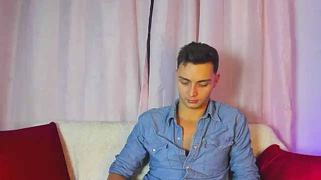 andrewevans46 Live XXX-chat