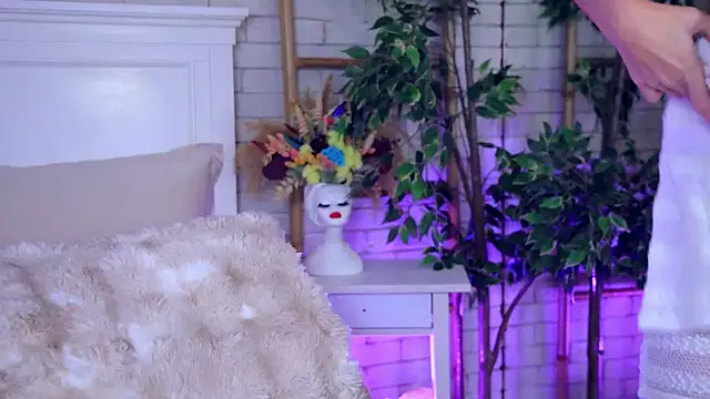 annabellahot Adlı Modelin Canlı XXX Sohbeti