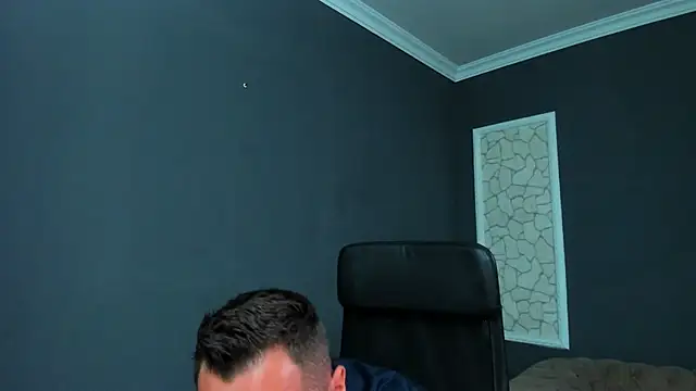 BrianHuntsn Live XXX chat