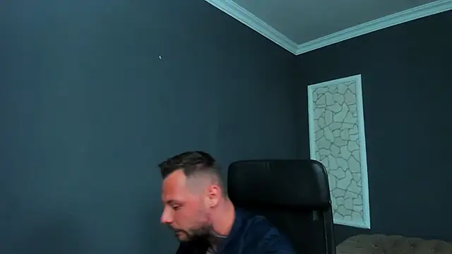 BrianHunts: απευθείας συνομιλία ΧΧΧ