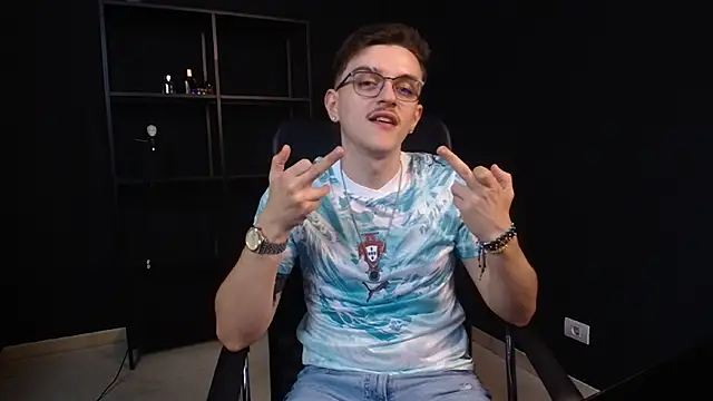 FelixStarkk 现场XXX聊天