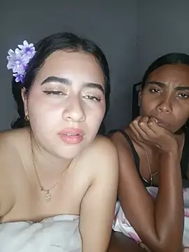 Chloe_Sky_love élő XXX-chatje