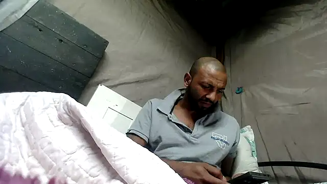 Chat +18 de Camodick ao vivo
