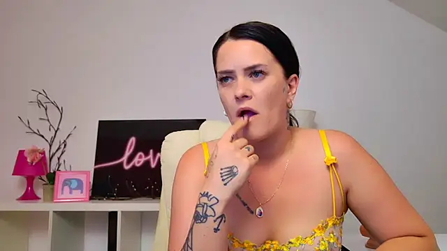 Živý XXX chat NicolSparkleX