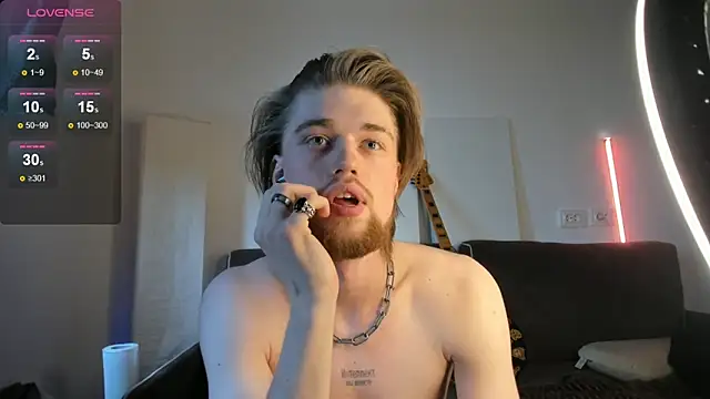 Lev_Miller élő XXX-chatje