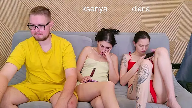 Ksenny 라이브 XXX 채팅