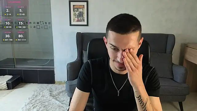 XXX chat uživo modela KaydenDrew
