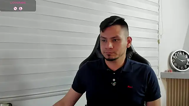 Rick_Adams – Naživo XXX chat