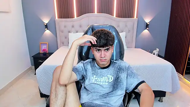 Show de webcam de Tommy18__