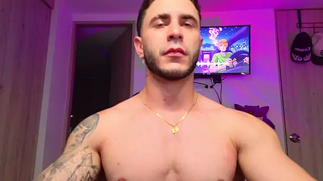 Latino_stud4u 网络视讯表演