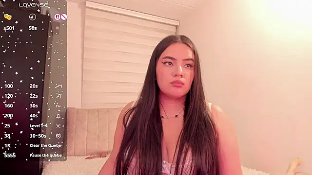 Babe_sophiee1 现场XXX聊天