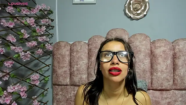 دردشة cloyks الجنسية المباشرة