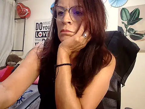 Samantha71_ Chat XXX in diretta