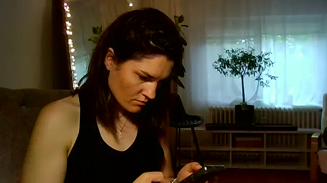 Ms-Lust1- Chat XXX live