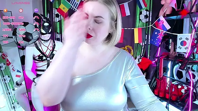 XXX chat uživo modela Anna_Maxwell