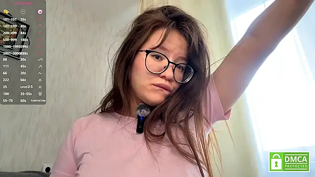 RebekahEifler Adlı Modelin Canlı XXX Sohbeti