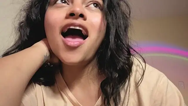 XXX chat uživo modela Candela___