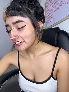 baby_akuma's Live XXX Chat
