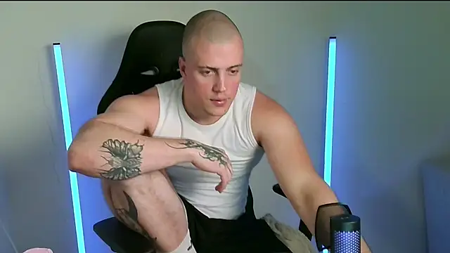 Bigbaald live XXX chat