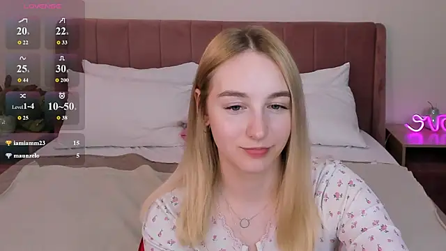 Chatroom XXX en direct de Shy_Polly