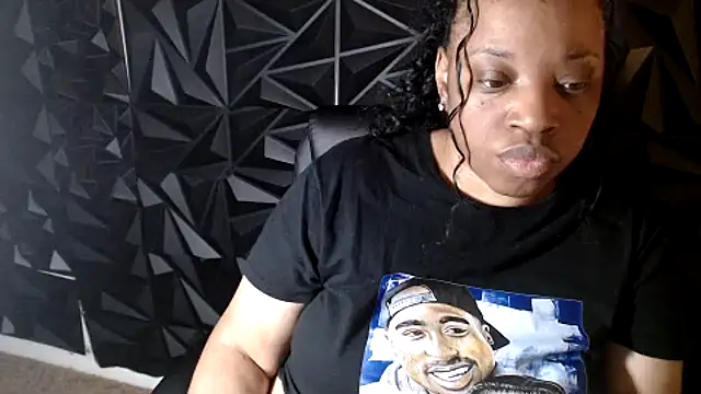 Chatroom XXX en direct de Sexymona1218