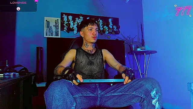 HannibalLester 라이브 XXX 채팅