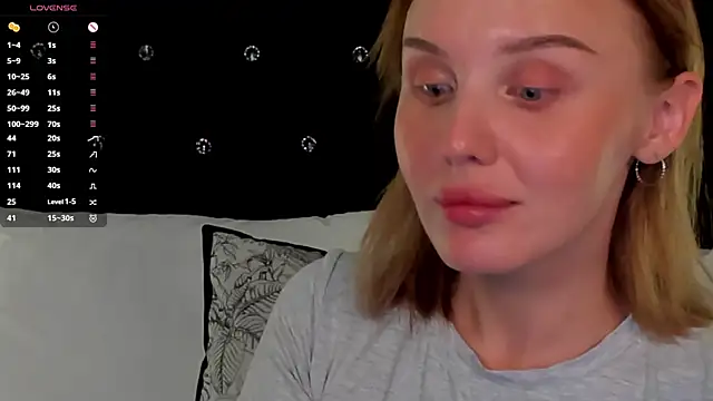 XXX chat uživo modela LianaFord