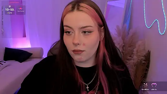 CoraMiel Chat XXX live