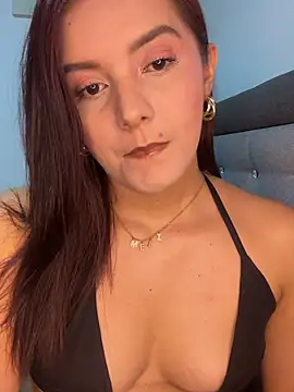 Melanyprada Chat XXX live