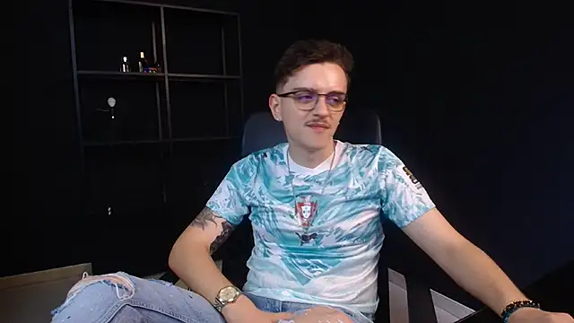 FelixStarkk Live XXX Chat
