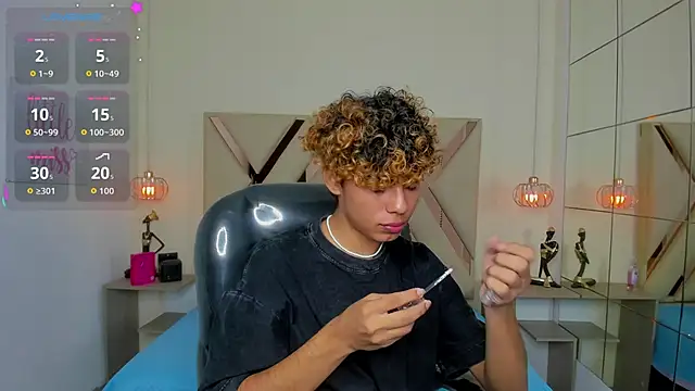 Онлайн чат XXX Anyelo_Twink
