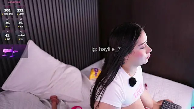 haylie_ Adlı Modelin Canlı XXX Sohbeti