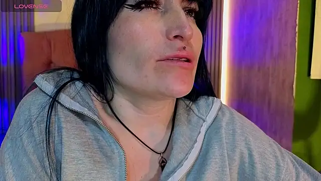 alicia_moom Chat XXX in diretta