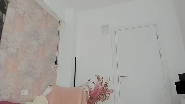 Erika_Bee Live XXX-Chat