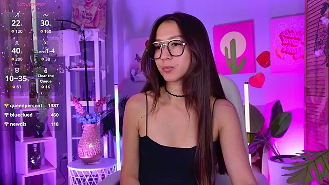 Chat +18 de LanaBaker ao vivo