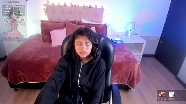 XXX chat uživo modela kat_cute__