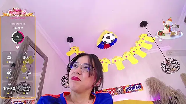 Amara_Davis1 Adlı Modelin Canlı XXX Sohbeti