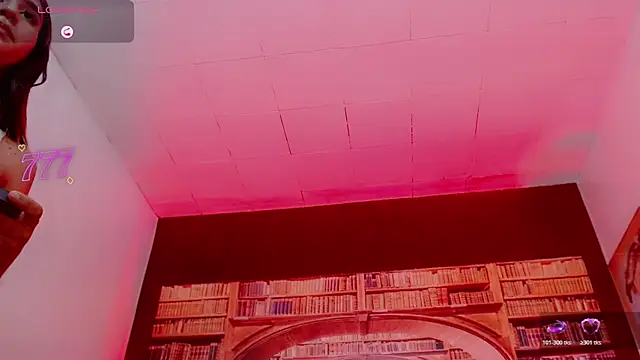 Chat +18 de Kimberly_Lopez ao vivo