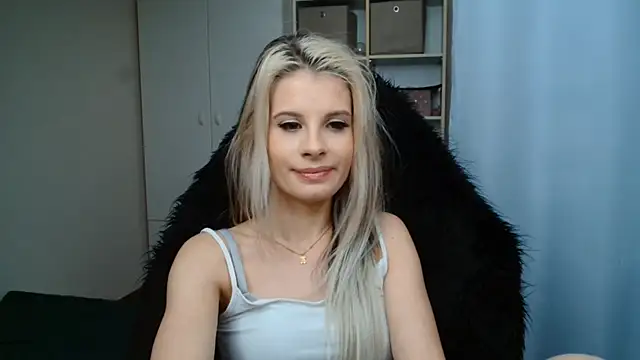 KristineGlow Live XXX-chat