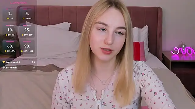 XXX chat uživo modela Shy_Polly