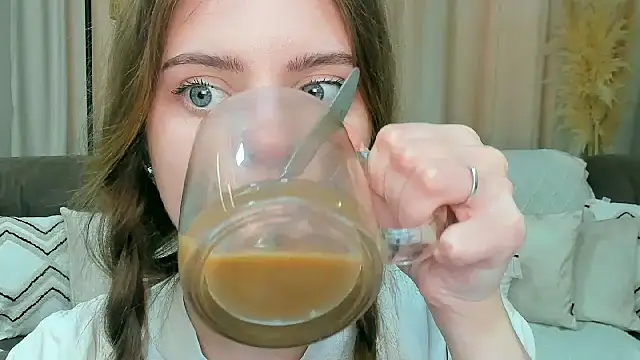Erica_Kiss: απευθείας συνομιλία ΧΧΧ