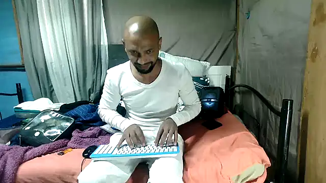 Chat +18 de Camodick ao vivo