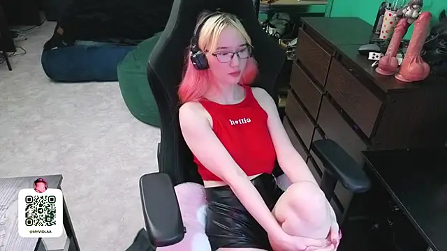 Maya_Viola live XXX chat